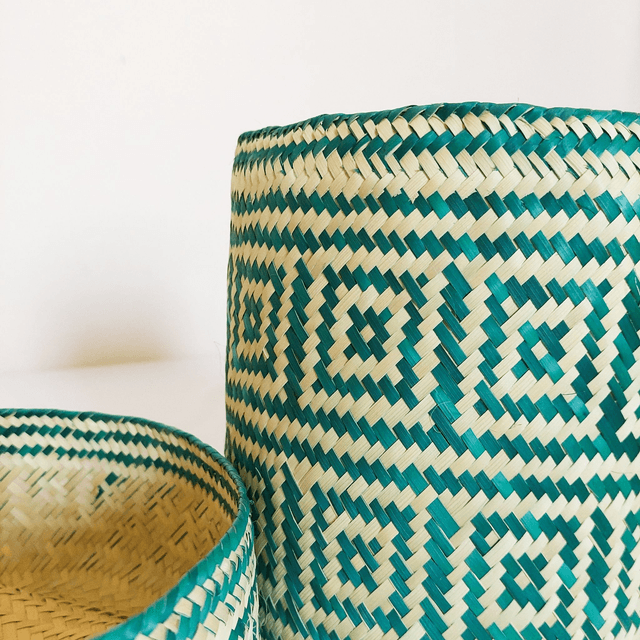 Panier en palme motifs verts - taille S