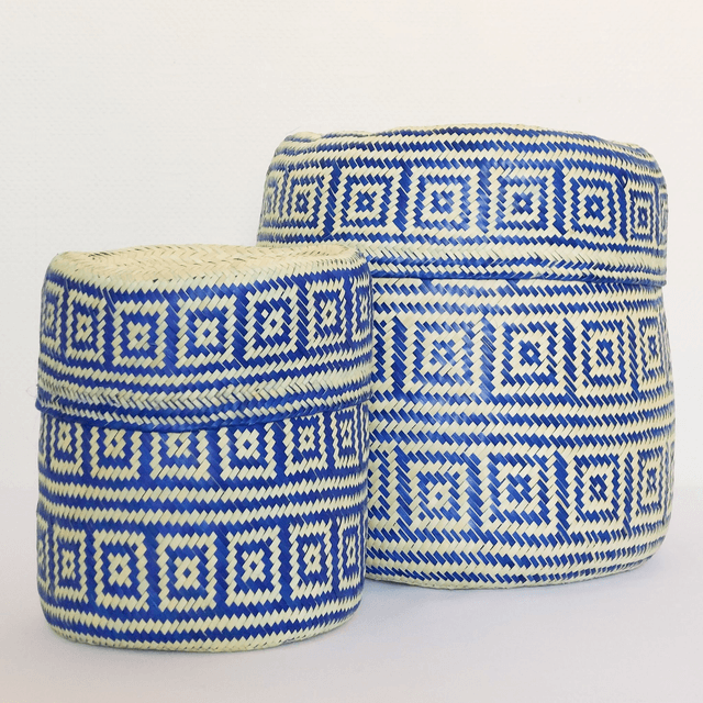 Panier mexicain avec couvercle – Motifs bleus géométriques – fait main en palmier