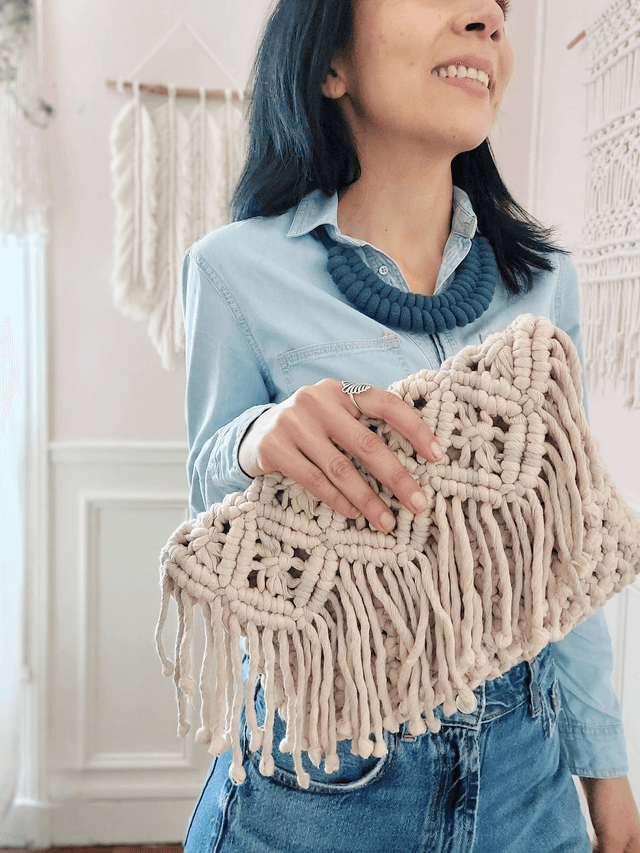 Pochette bandoulière en macramé beige – Esprit bohème