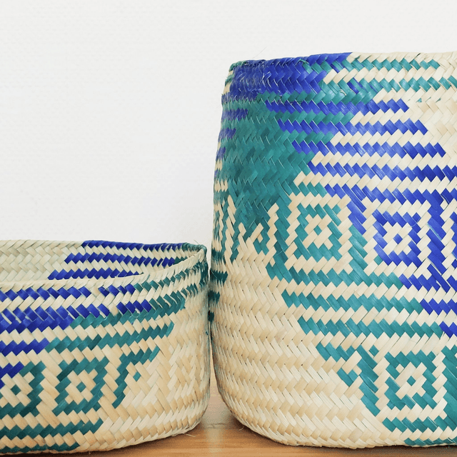 Panier en palme – frange bleu-vert 